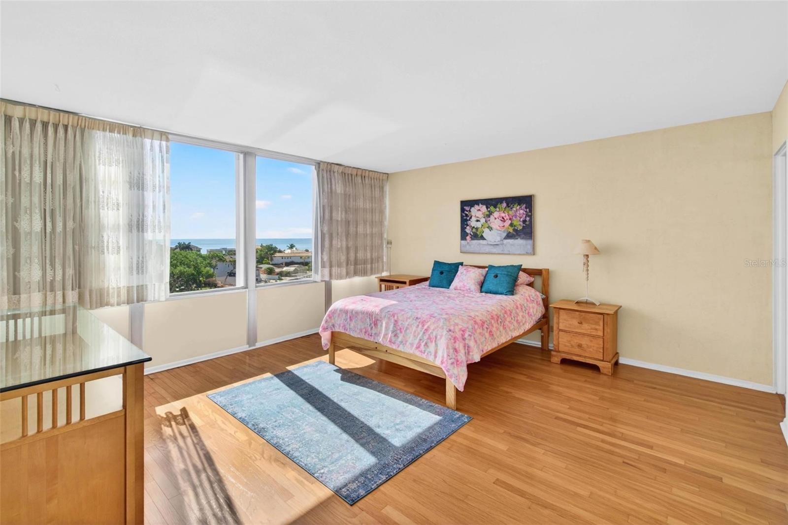 BRIGHTWATERS TOWER OF SNELL ISLE - Residential