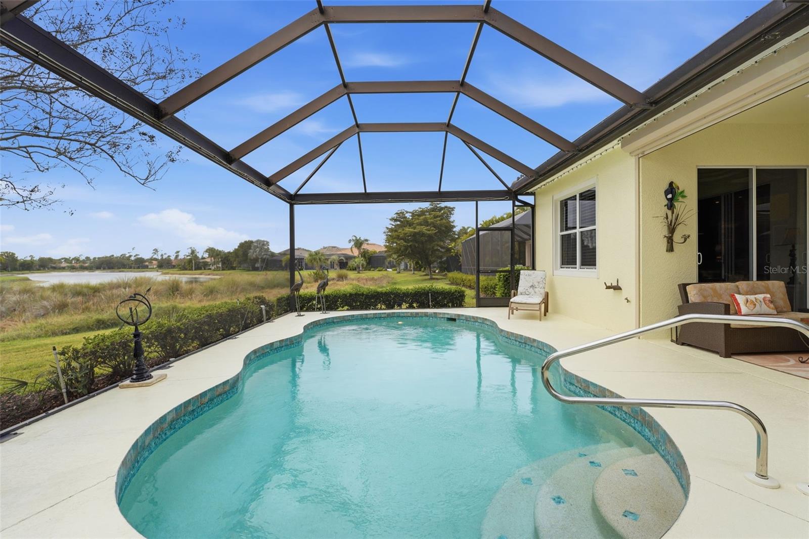 RIVERWOOD - Residential