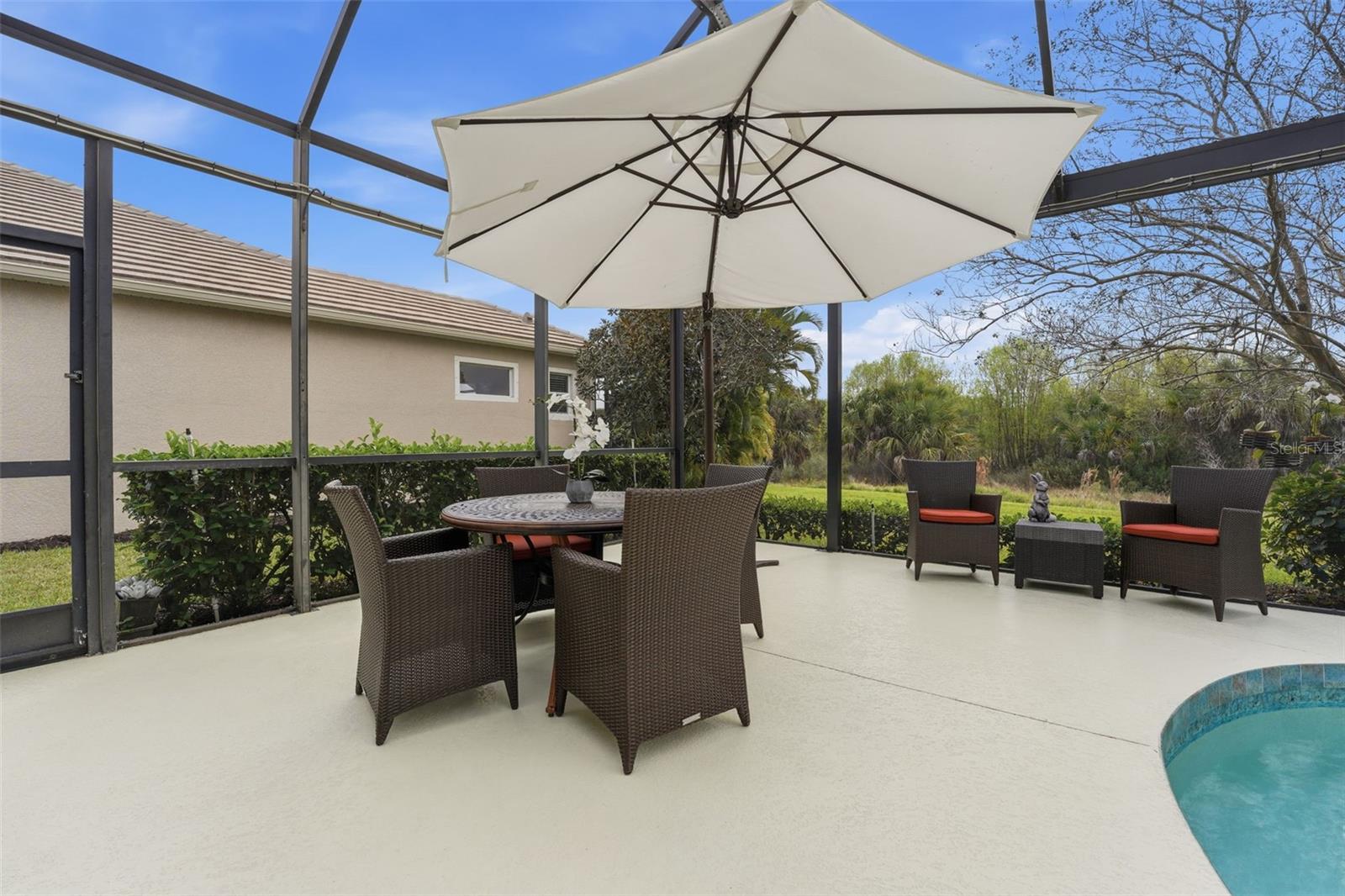 RIVERWOOD - Residential