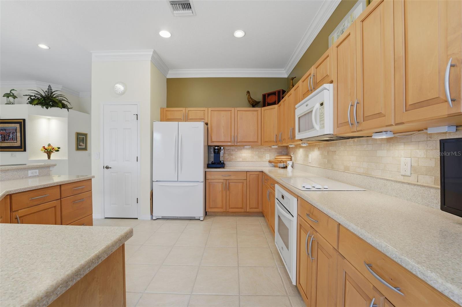 RIVERWOOD - Residential