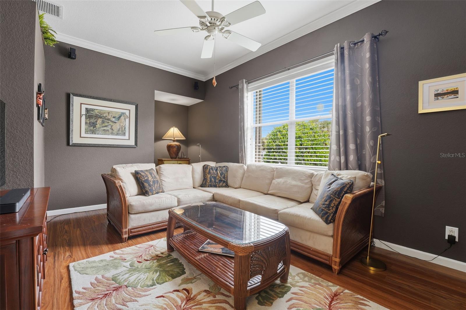 RIVERWOOD - Residential