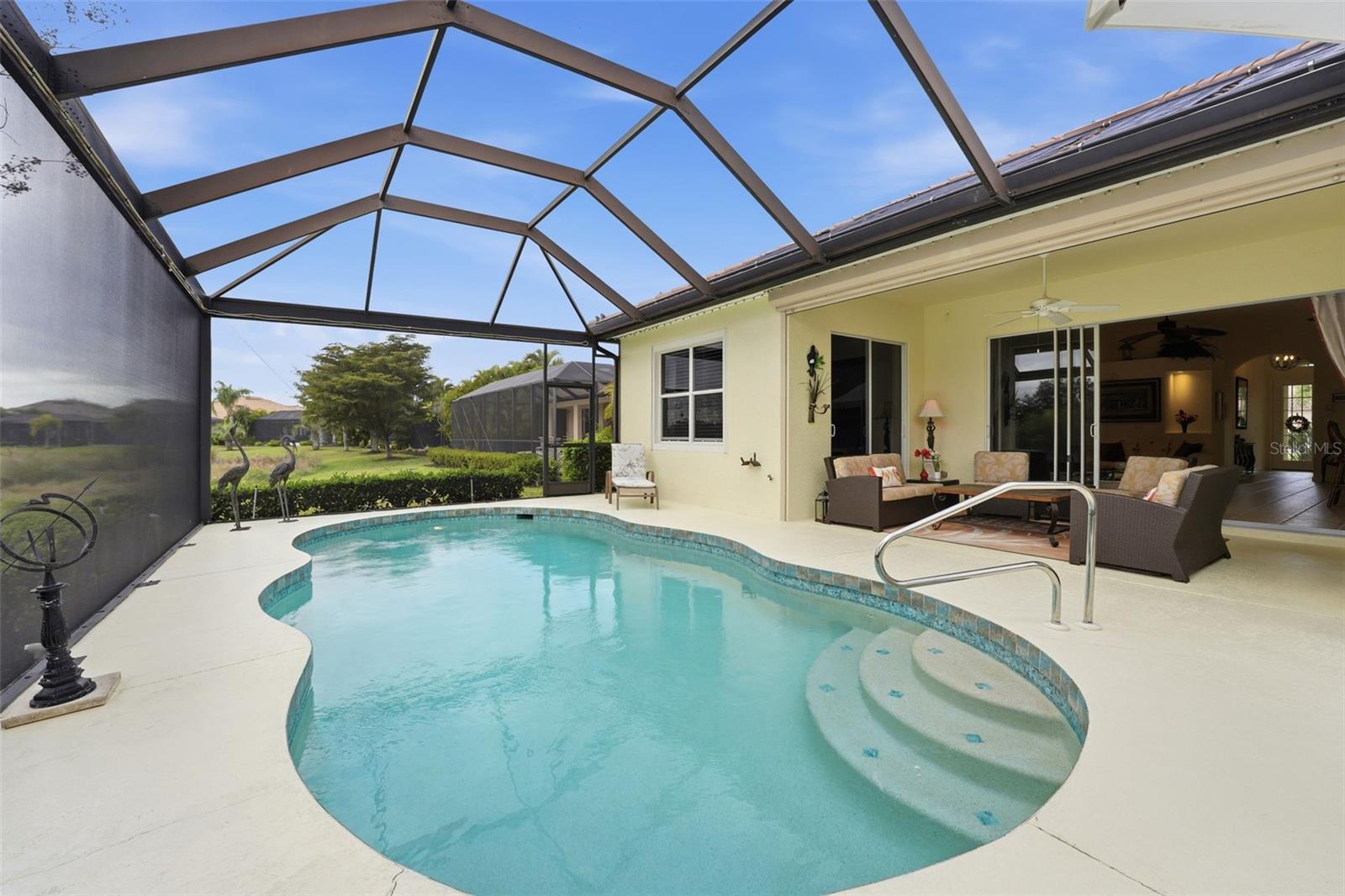 RIVERWOOD - Residential