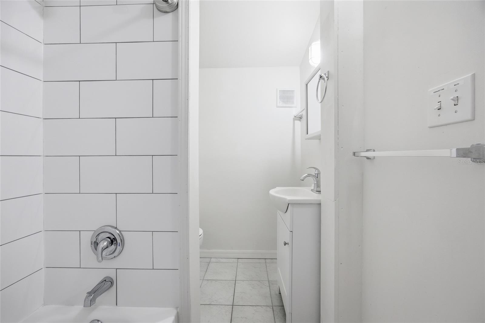 OAK HILL - Residential