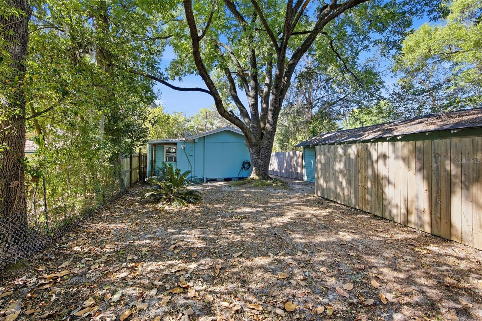 OAK HILL - Residential