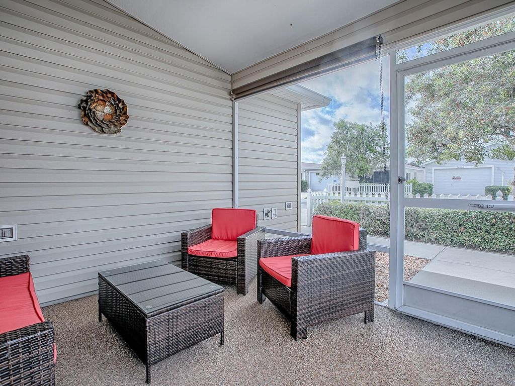 Photo of 16905 SE 81st Ellerslie Court, The Villages, FL 32162 (MLS # G5105196)