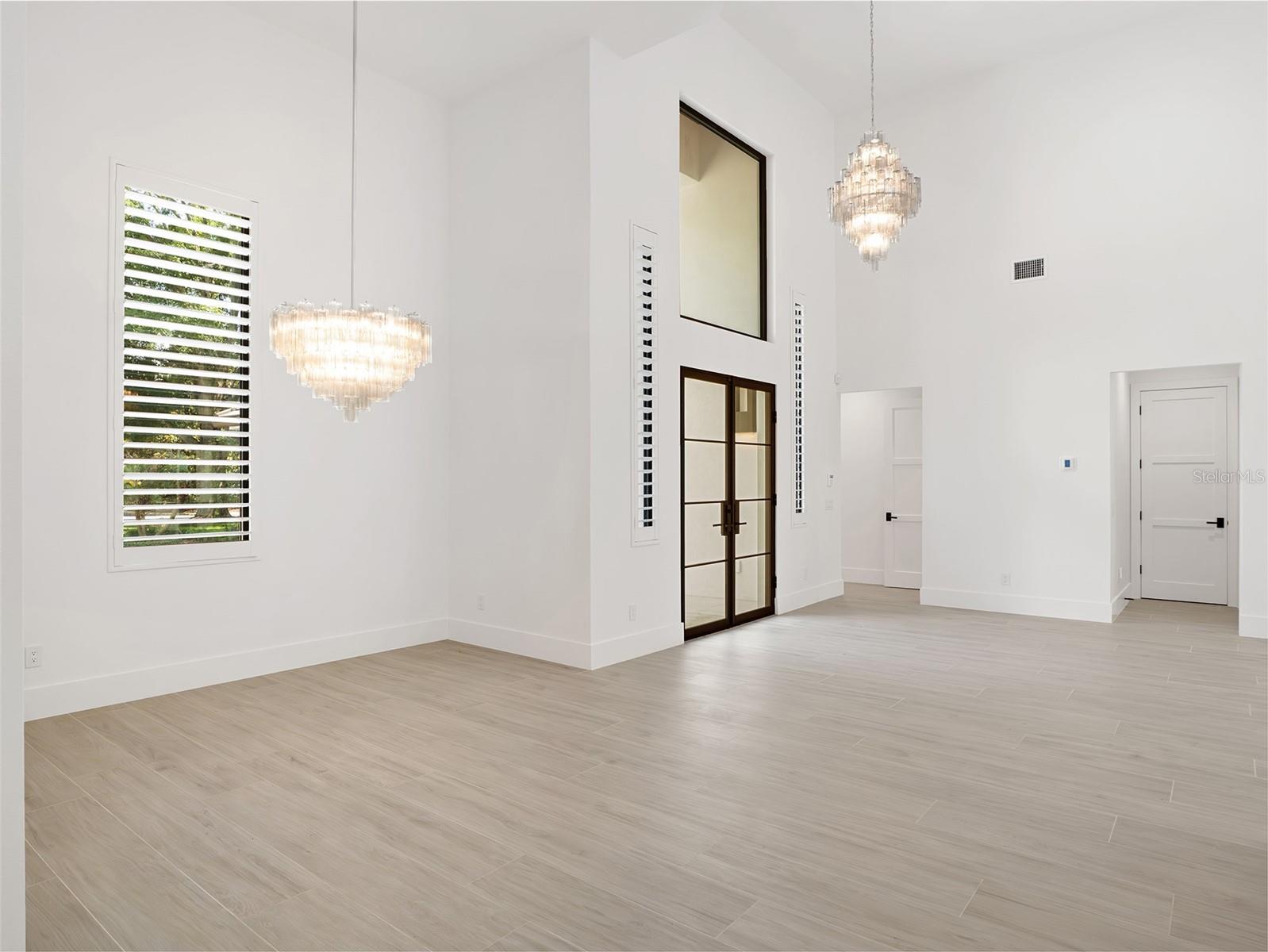 Casas a venda 4 - Jen Dantas 5199 LATROBE DR