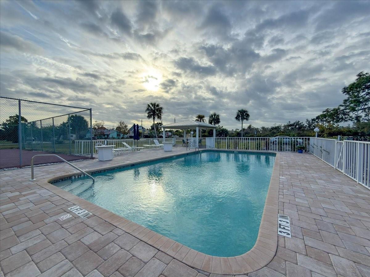 GOLDEN TEE PH1 BLDG 15 - Residential