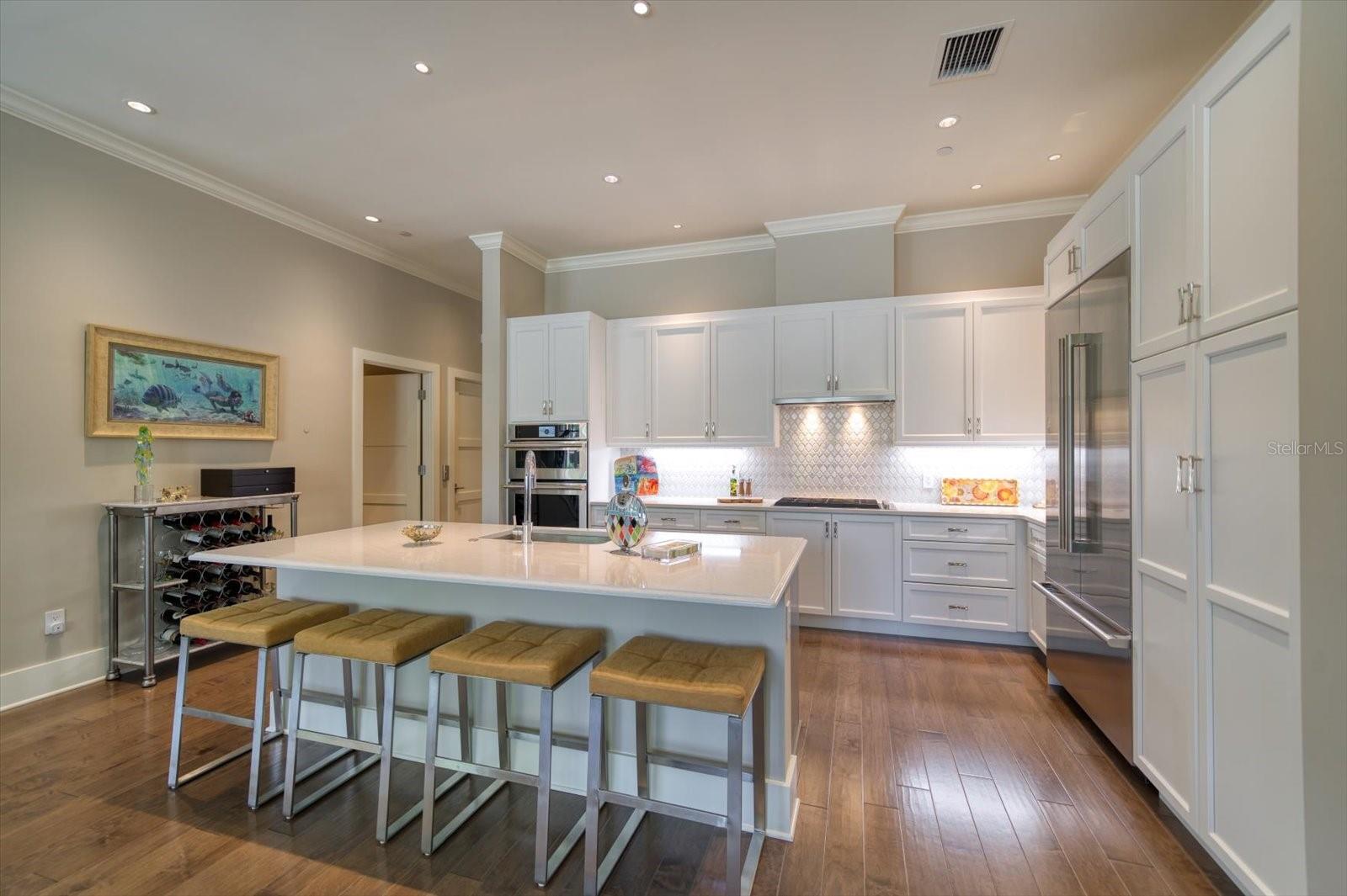 CARRIAGE HOMES AT BELLEVIEW PLACE CONDO - Residential