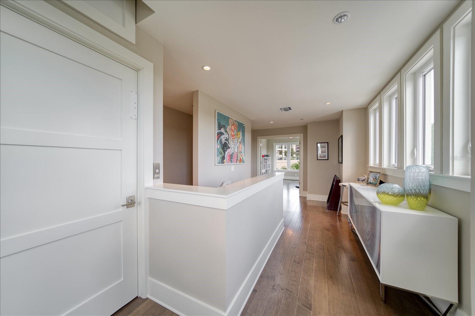 CARRIAGE HOMES AT BELLEVIEW PLACE CONDO - Residential