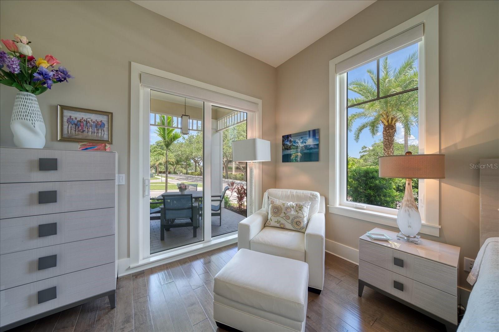 CARRIAGE HOMES AT BELLEVIEW PLACE CONDO - Residential