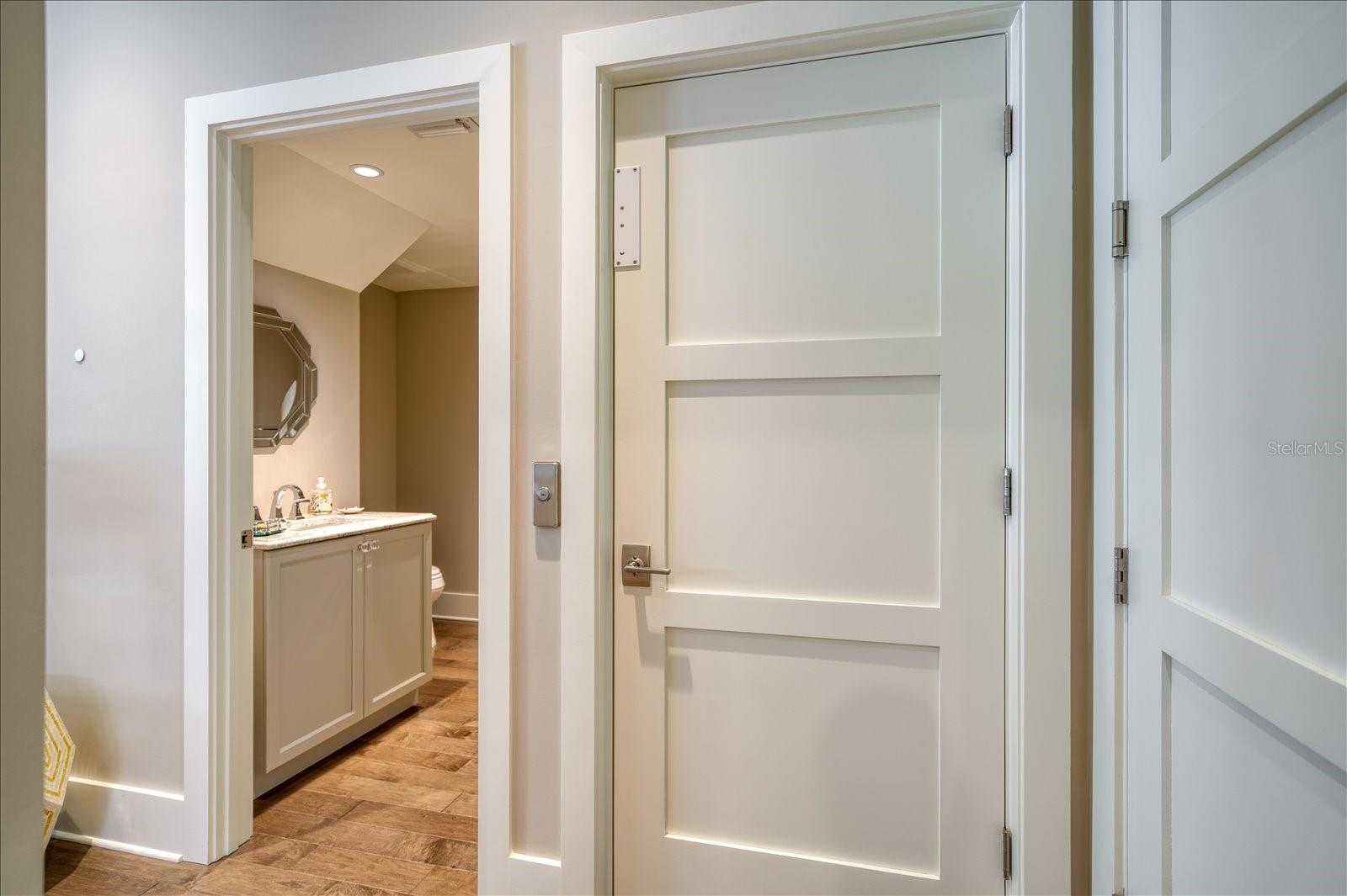 CARRIAGE HOMES AT BELLEVIEW PLACE CONDO - Residential