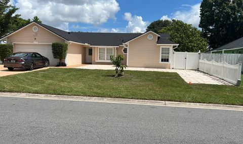 112 ROSEWOOD COURT KISSIMMEE FL 34743