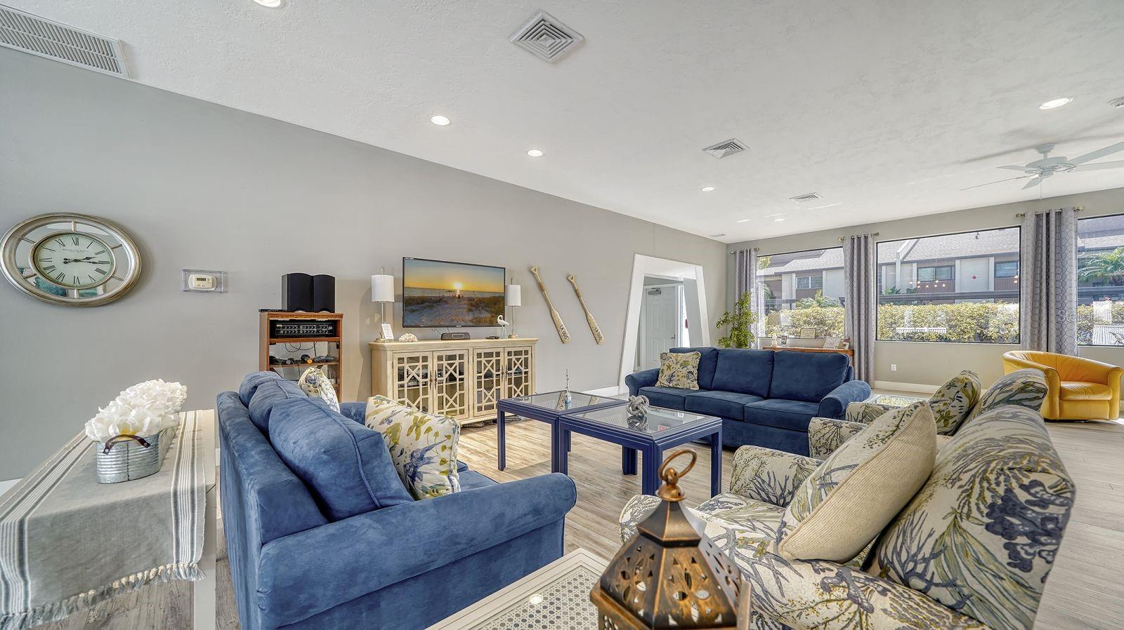 FOREST LAKES VILLAGE 1 - Residential