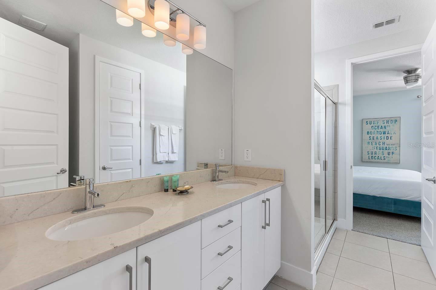 REUNION WEST PH 1 WEST & AMENT CTR RPLT - Residential