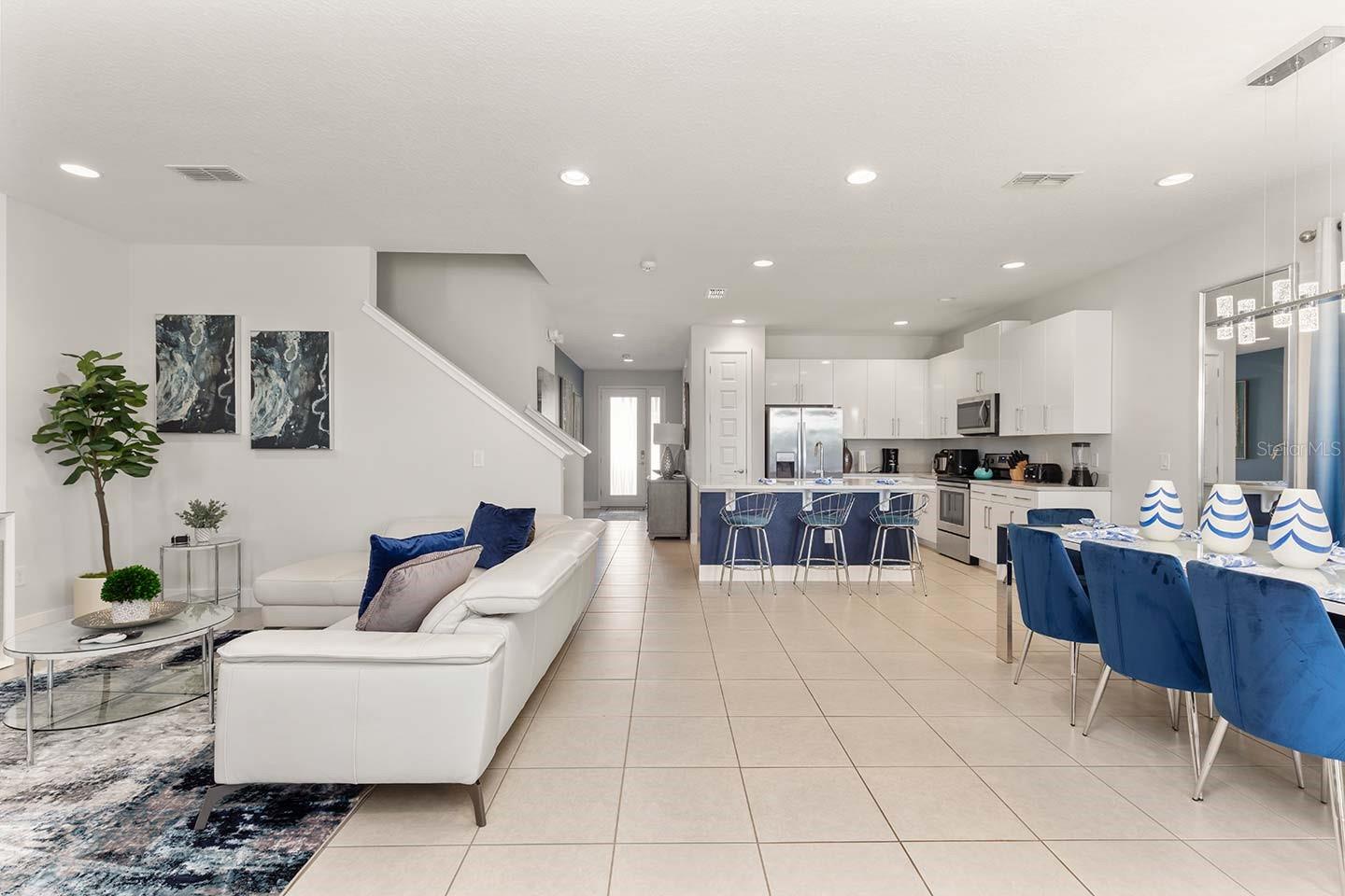 REUNION WEST PH 1 WEST & AMENT CTR RPLT - Residential