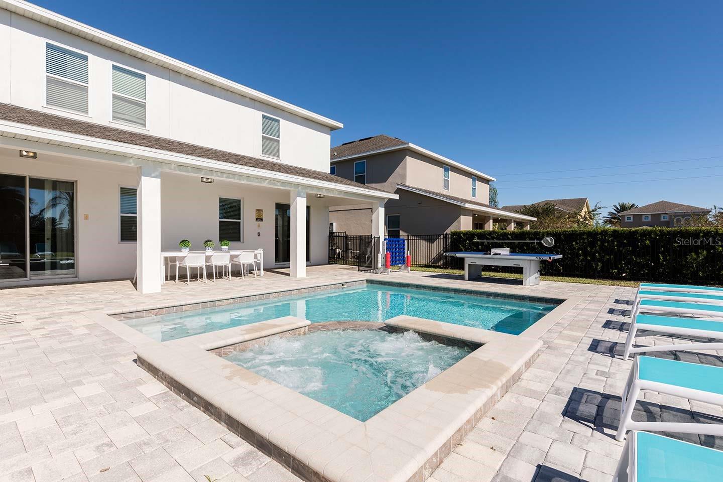 REUNION WEST PH 1 WEST & AMENT CTR RPLT - Residential