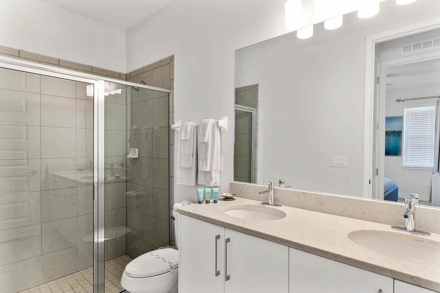 REUNION WEST PH 1 WEST & AMENT CTR RPLT - Residential