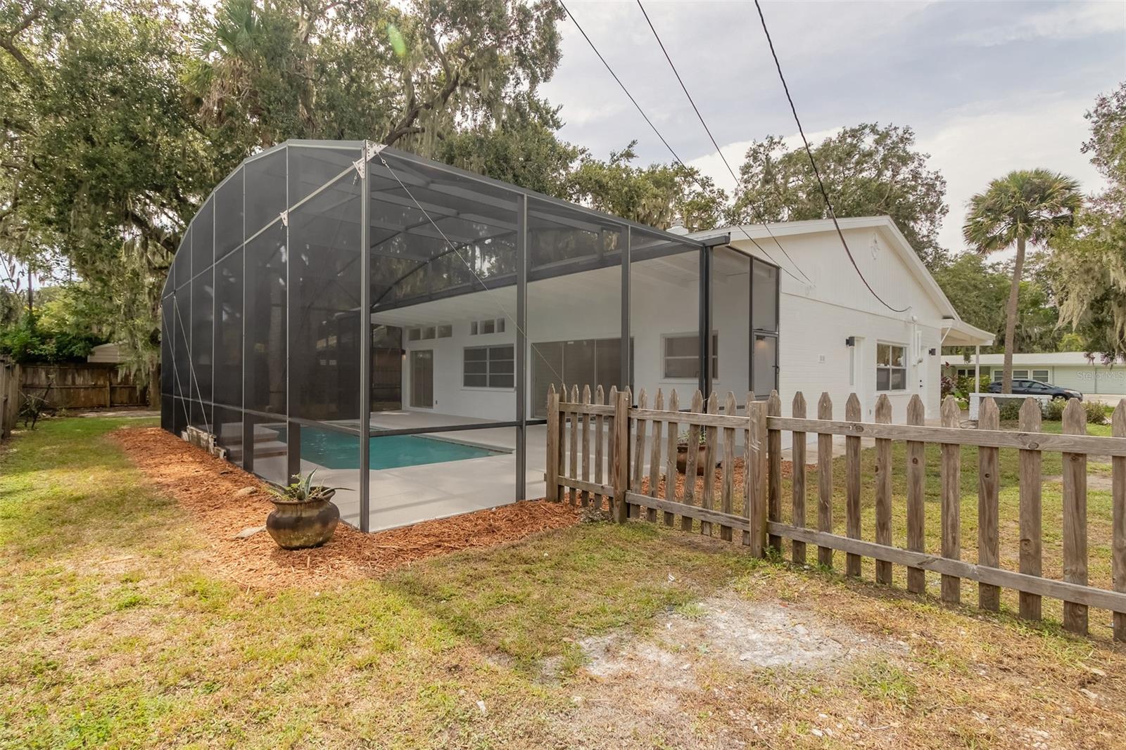 Florida Shores 01 - Residential