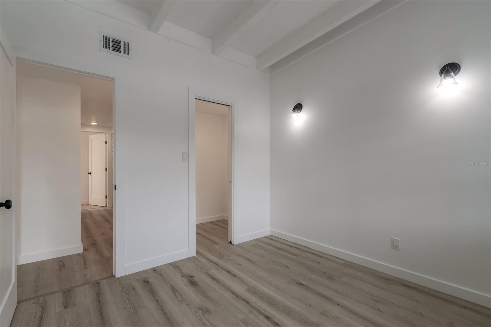 Florida Shores 01 - Residential