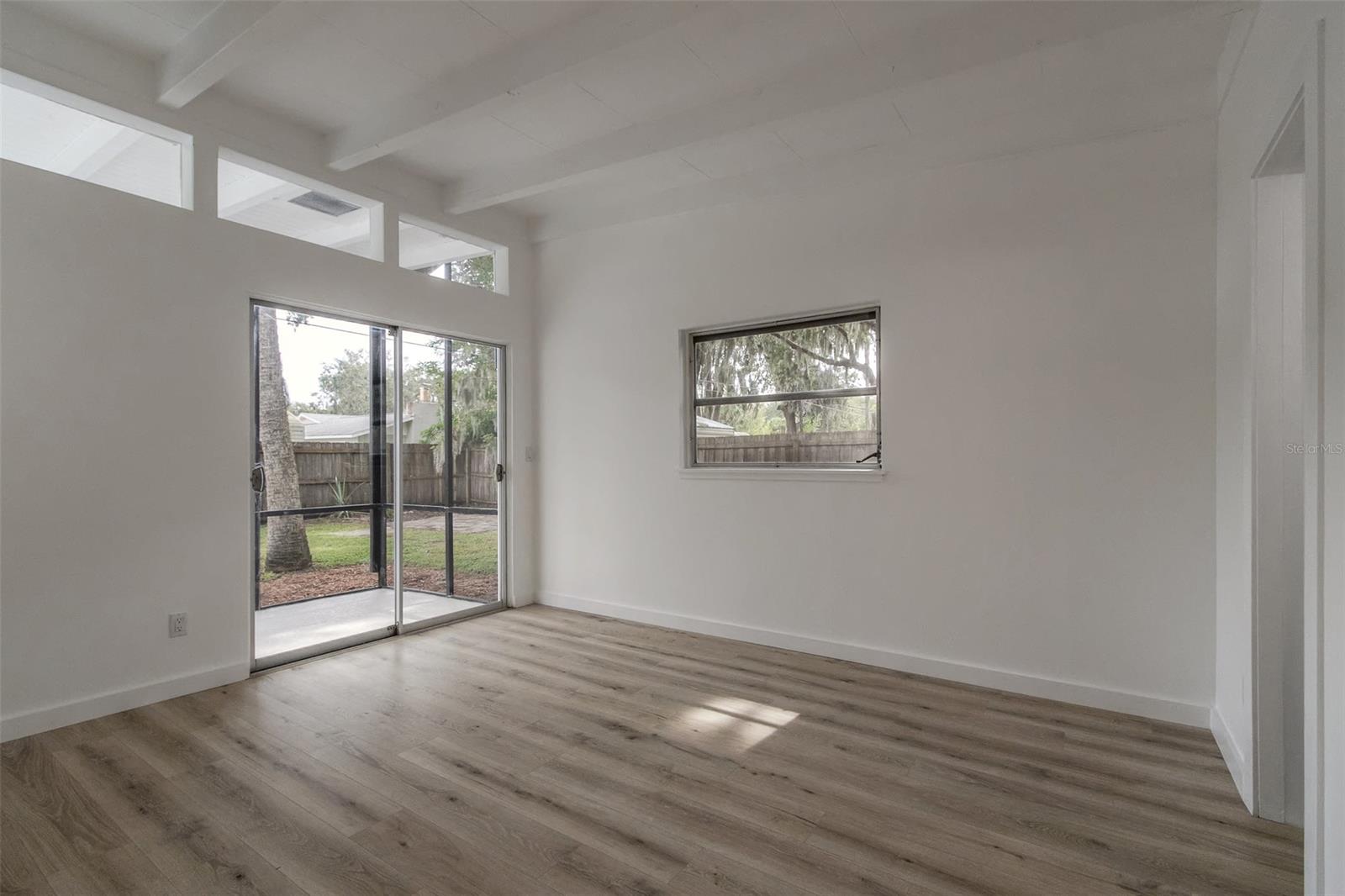 Florida Shores 01 - Residential