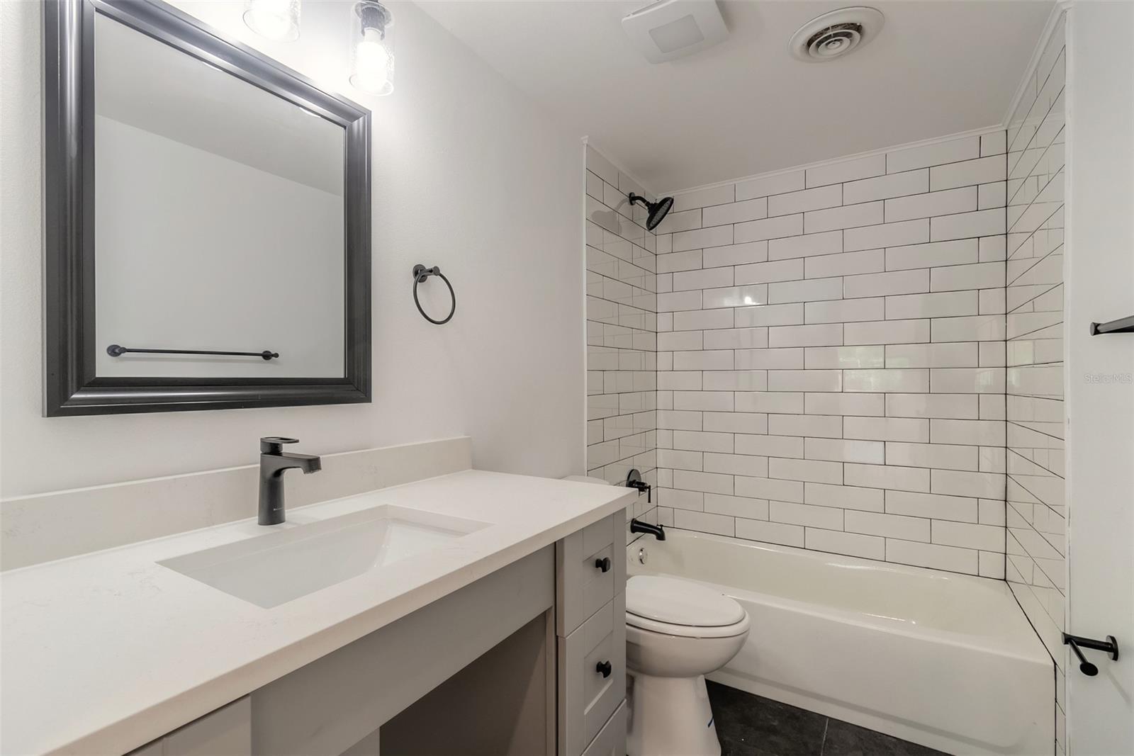 Florida Shores 01 - Residential