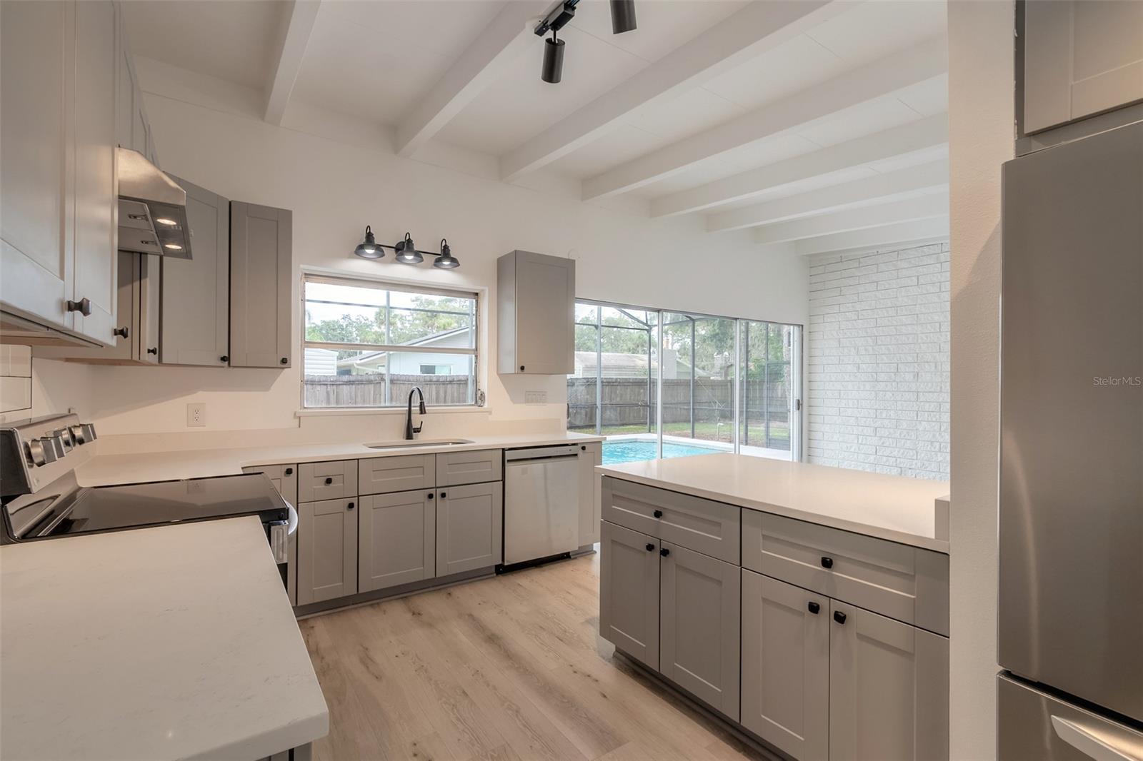 Florida Shores 01 - Residential