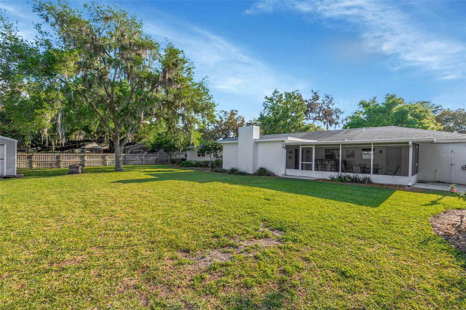 GARDEN OAKS UNIT 1 - Residential