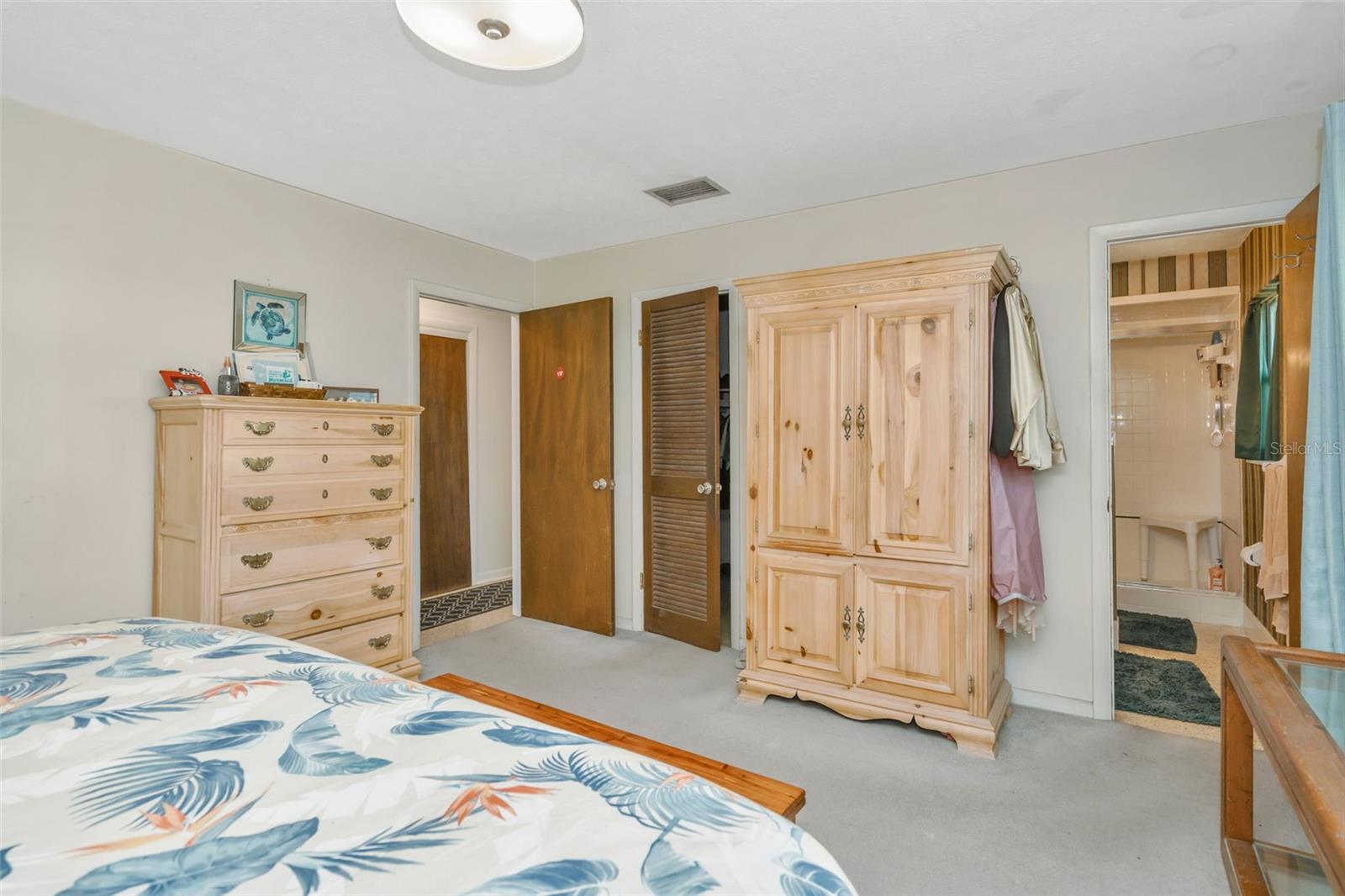 GARDEN OAKS UNIT 1 - Residential