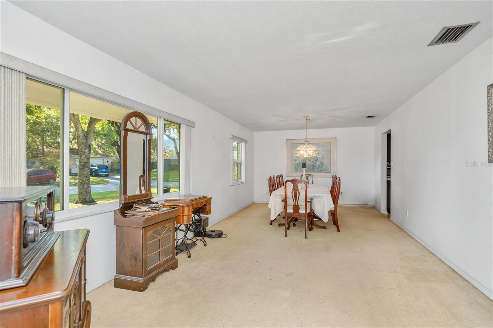 GARDEN OAKS UNIT 1 - Residential