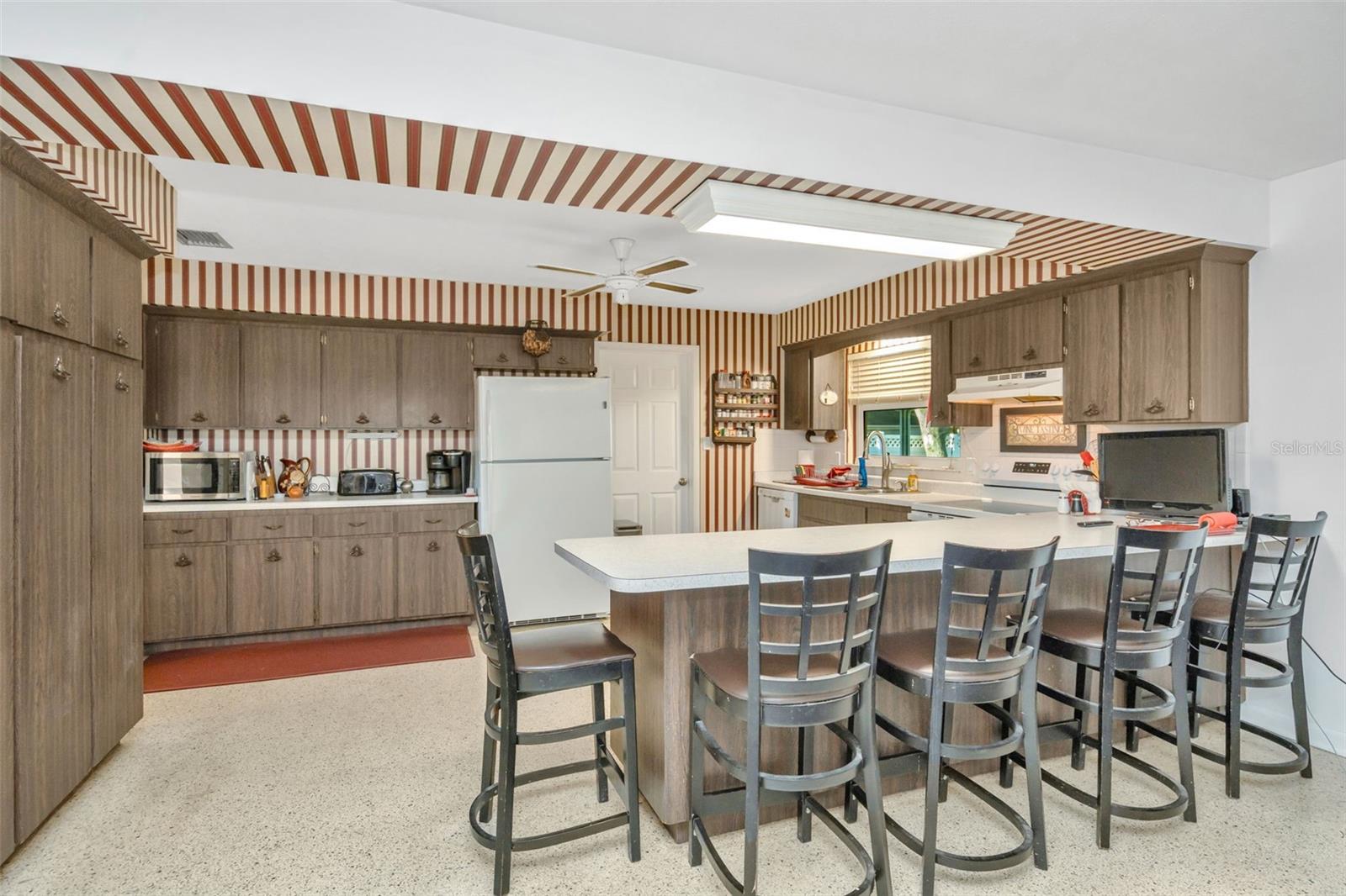 GARDEN OAKS UNIT 1 - Residential