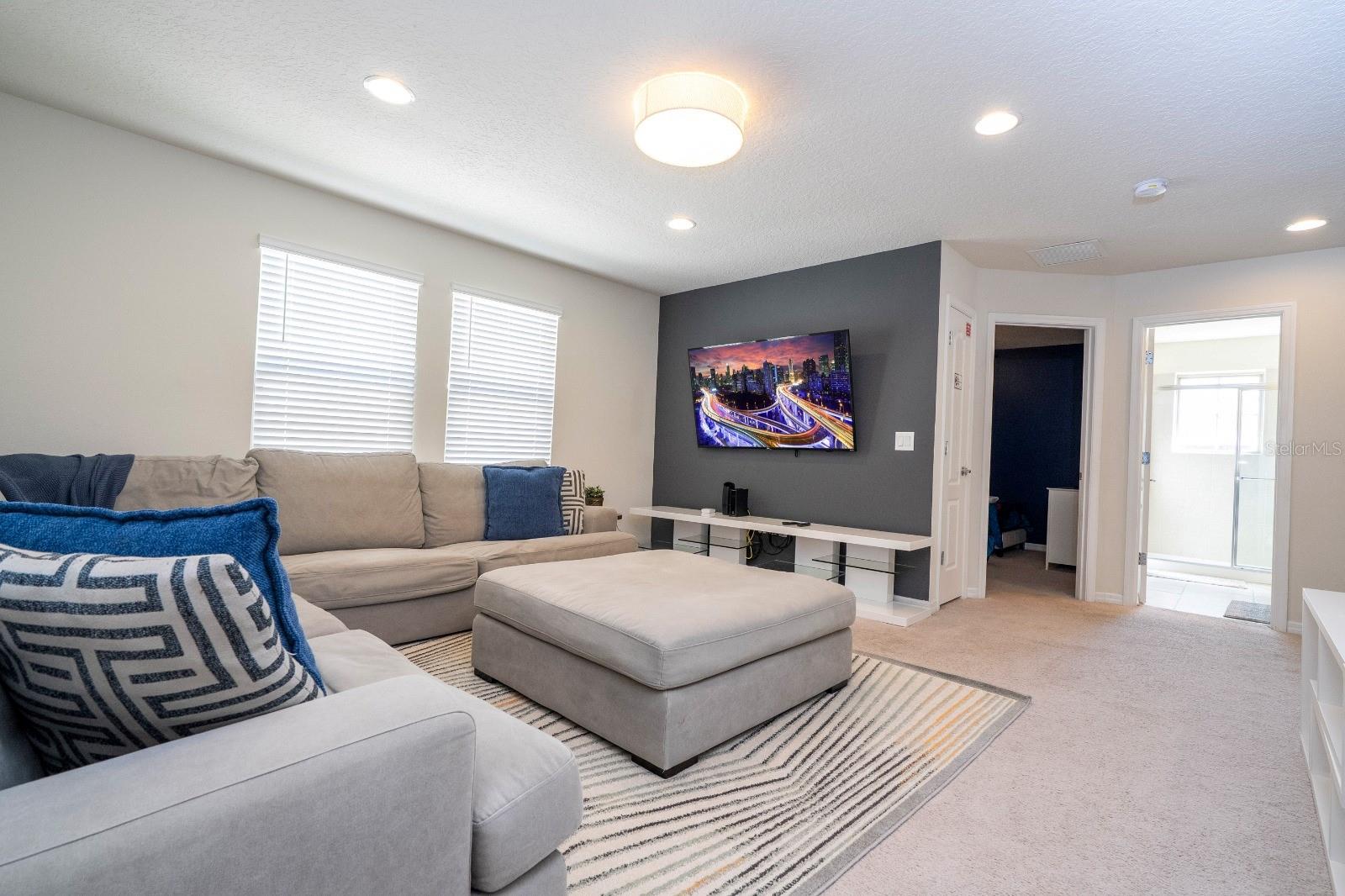 WINDSOR AT WESTSIDE PH 2B - Residential