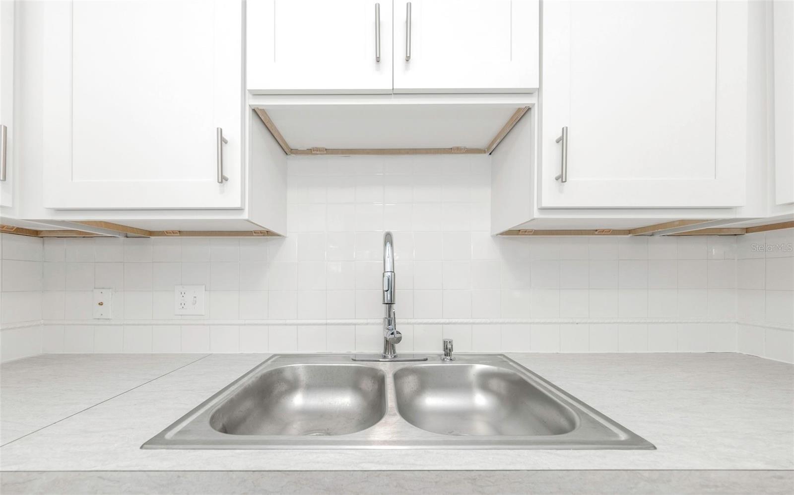 TRADEWINDS CONDO - Residential