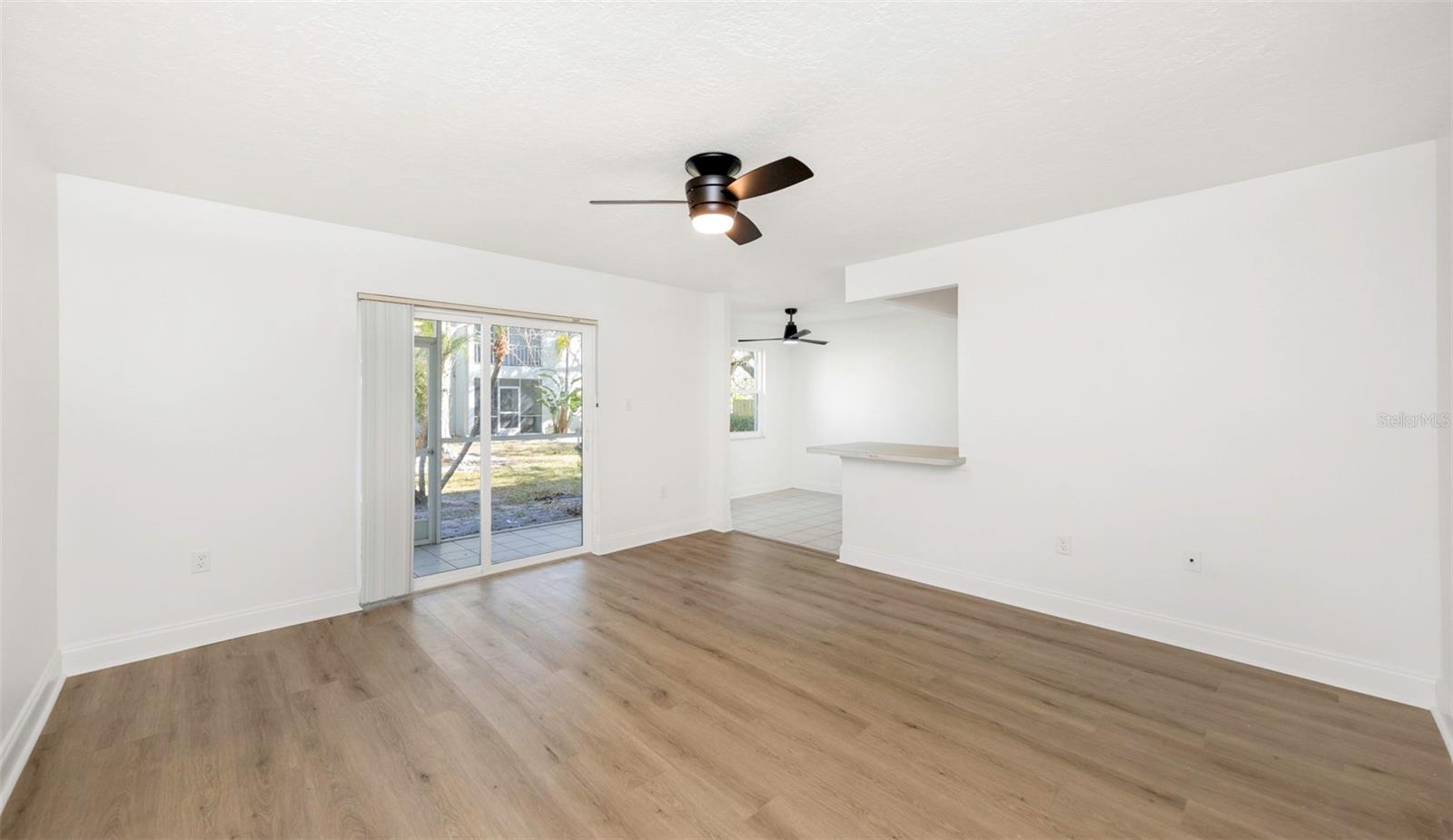 TRADEWINDS CONDO - Residential