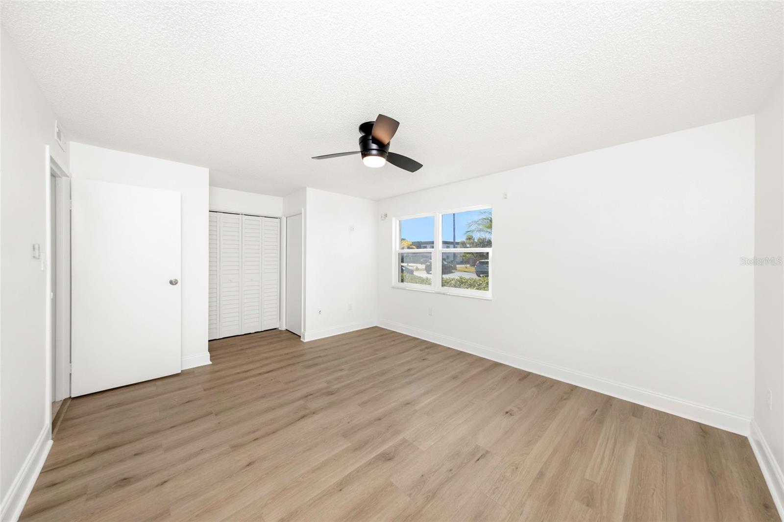 TRADEWINDS CONDO - Residential