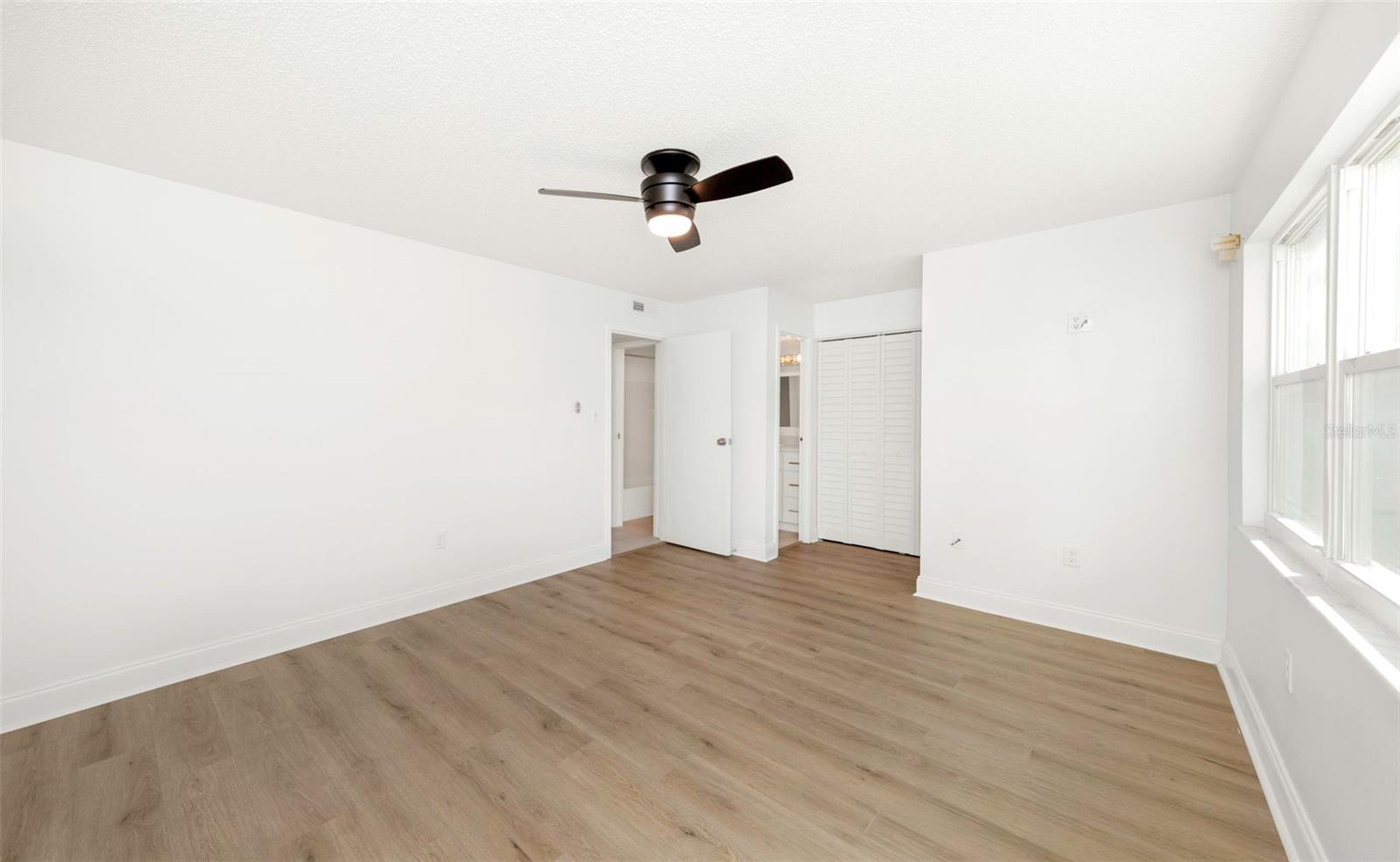 TRADEWINDS CONDO - Residential