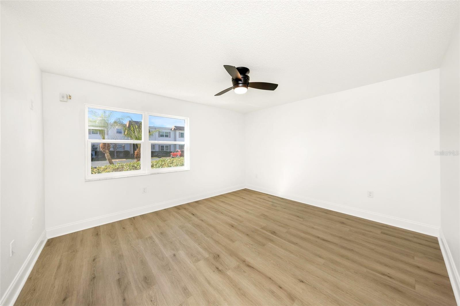 TRADEWINDS CONDO - Residential