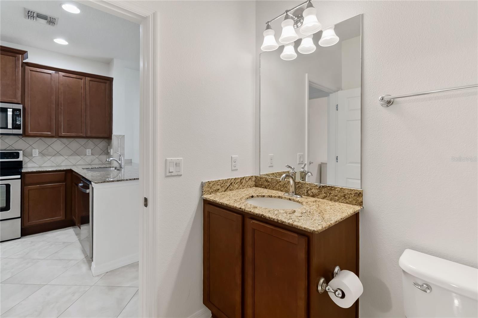 VILLAGEWALK/LK NONAA - Residential