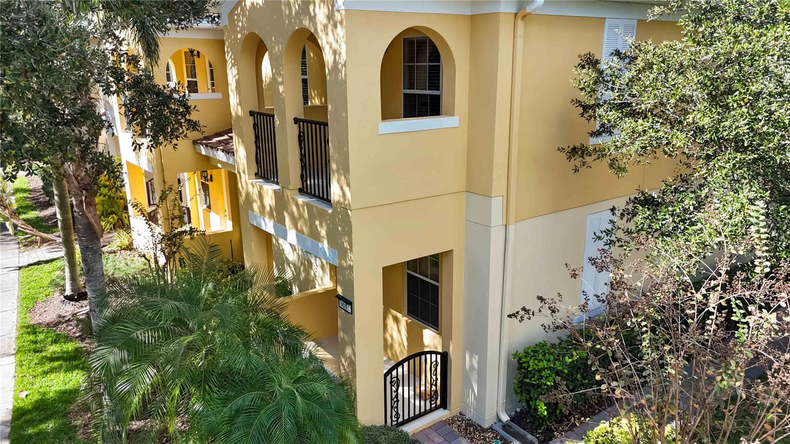 VILLAGEWALK/LK NONAA - Residential