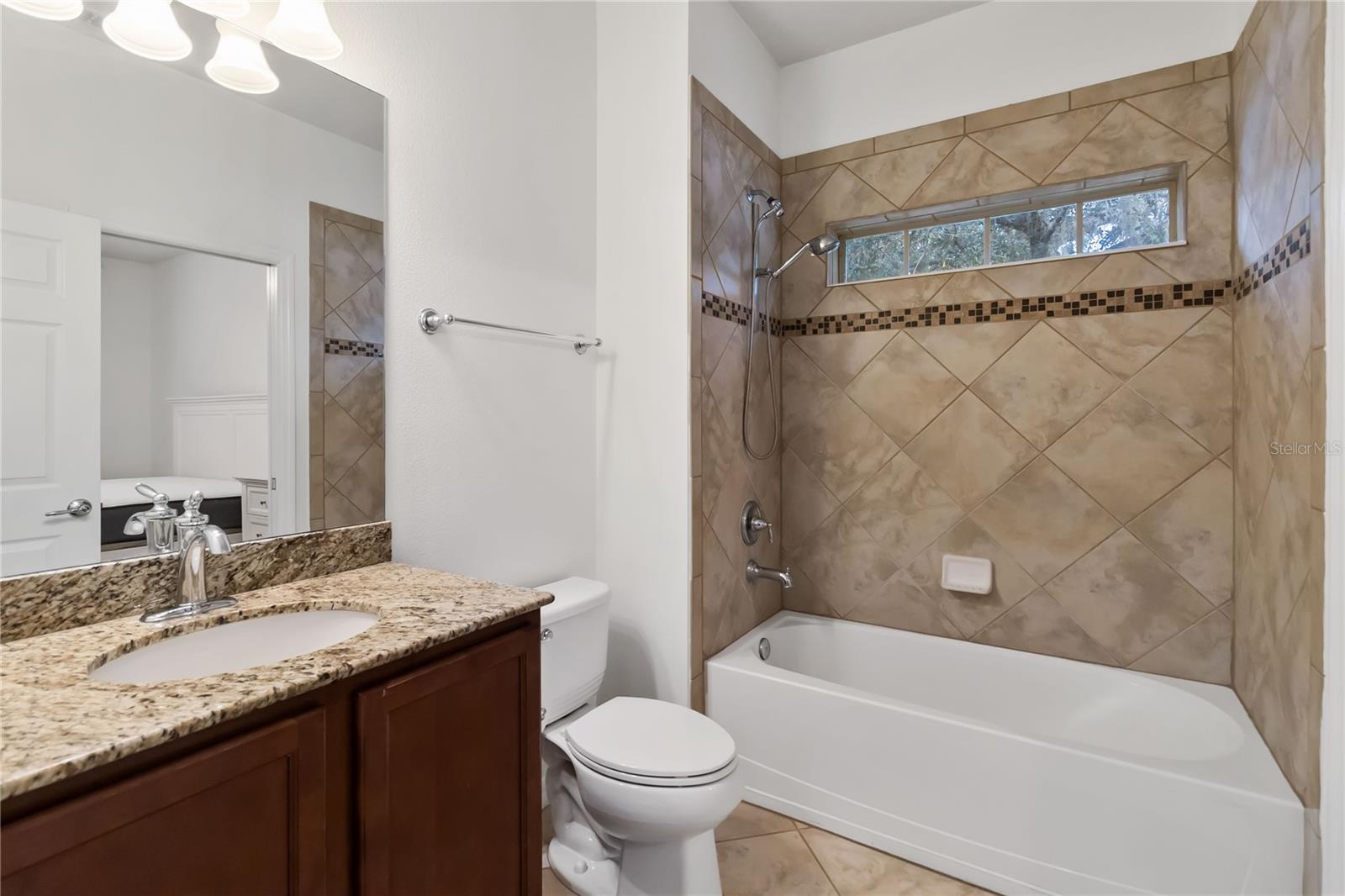 VILLAGEWALK/LK NONAA - Residential