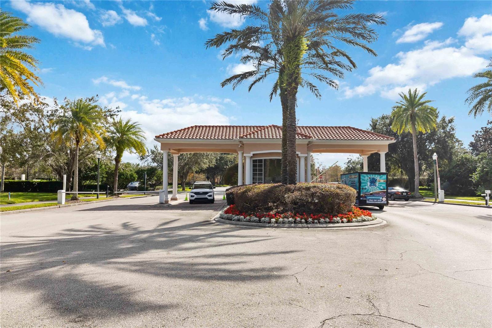 VILLAGEWALK/LK NONAA - Residential