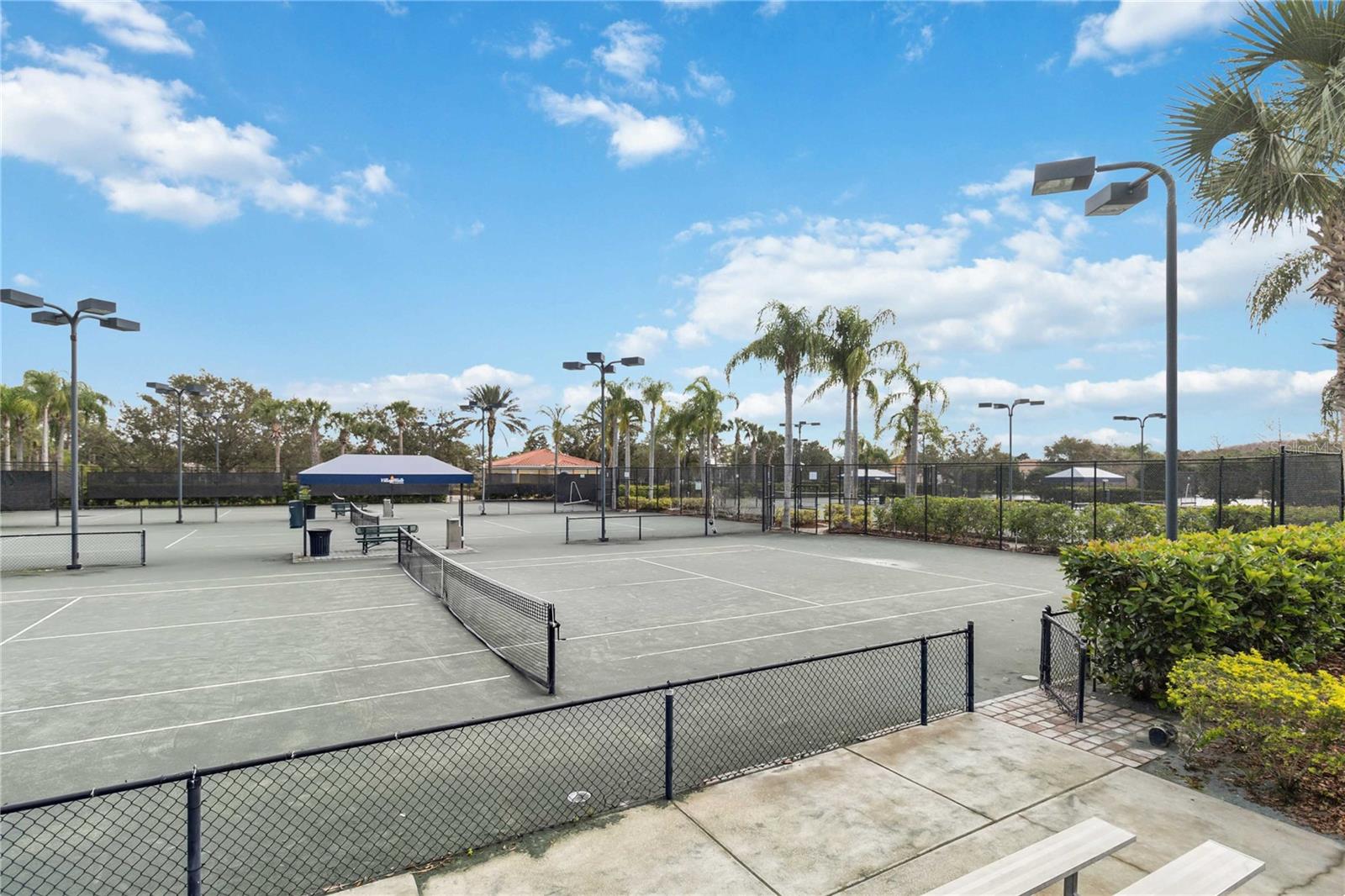 VILLAGEWALK/LK NONAA - Residential