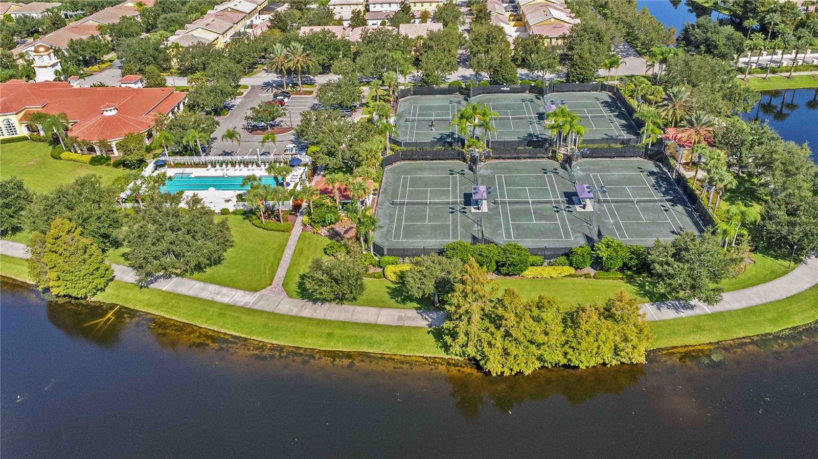 VILLAGEWALK/LK NONAA - Residential