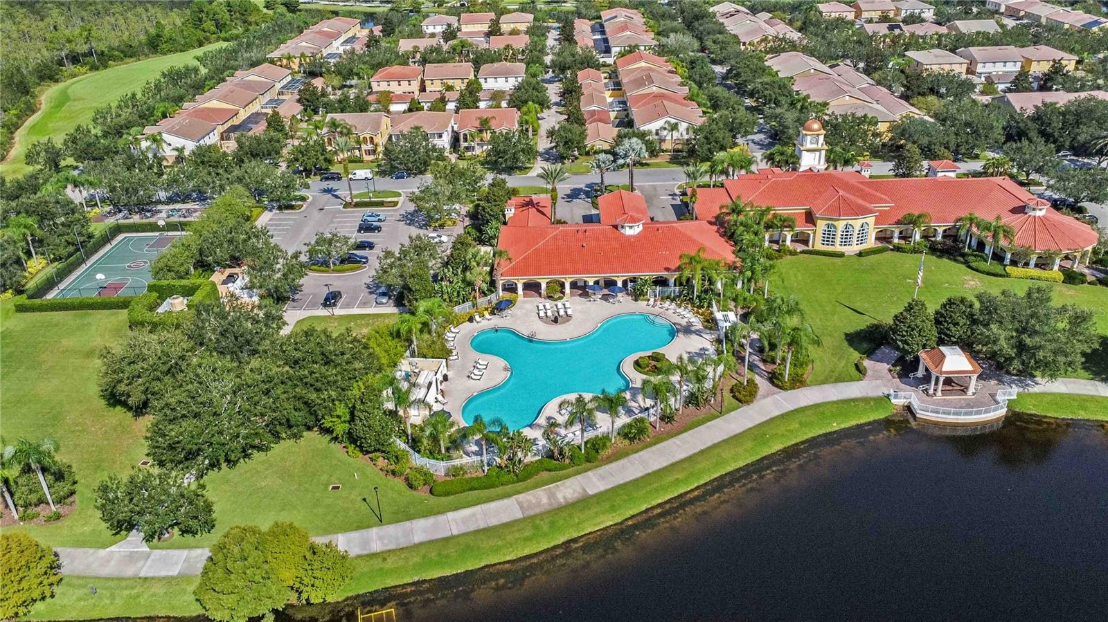 VILLAGEWALK/LK NONAA - Residential