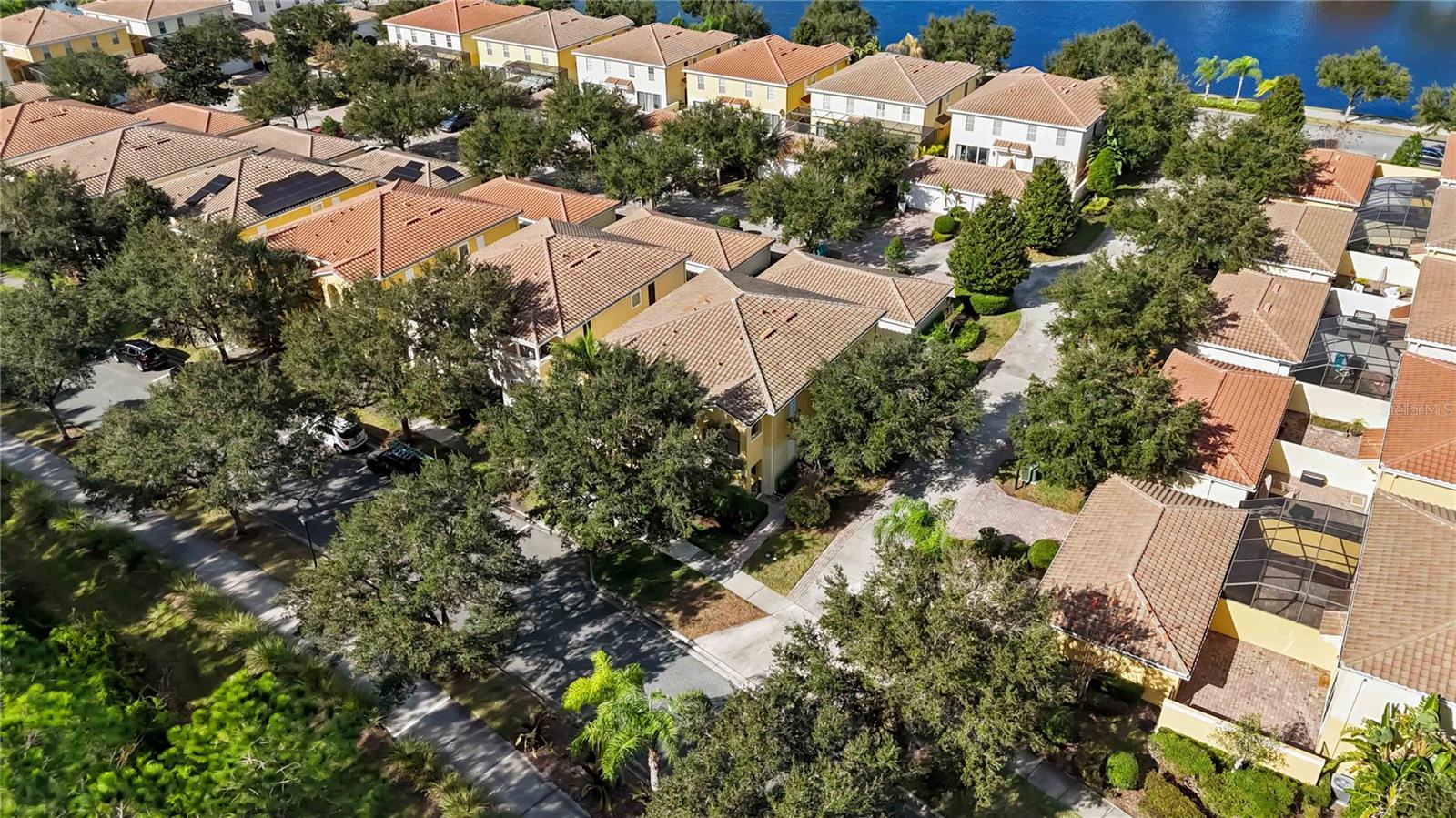 VILLAGEWALK/LK NONAA - Residential