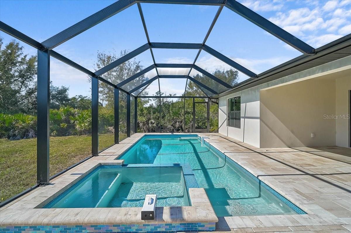 ROTONDA LAKES - Residential