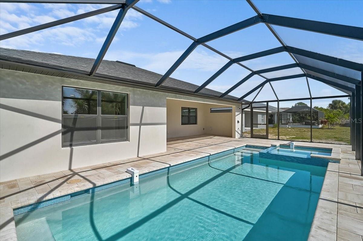 ROTONDA LAKES - Residential