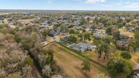 Tiny photo for 2411 SE 27th Street, Ocala, FL 34471 (MLS # OM717606)