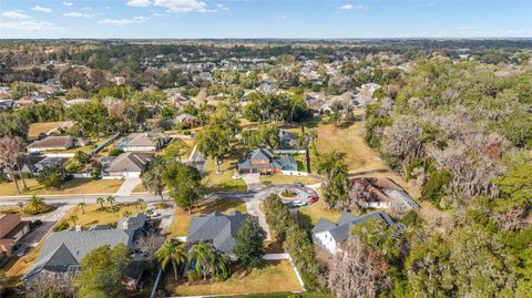 Tiny photo for 2411 SE 27th Street, Ocala, FL 34471 (MLS # OM717606)