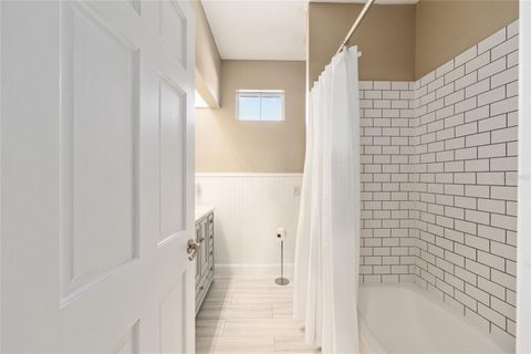 Tiny photo for 2411 SE 27th Street, Ocala, FL 34471 (MLS # OM717606)