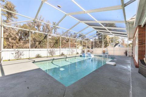 Tiny photo for 2411 SE 27th Street, Ocala, FL 34471 (MLS # OM717606)